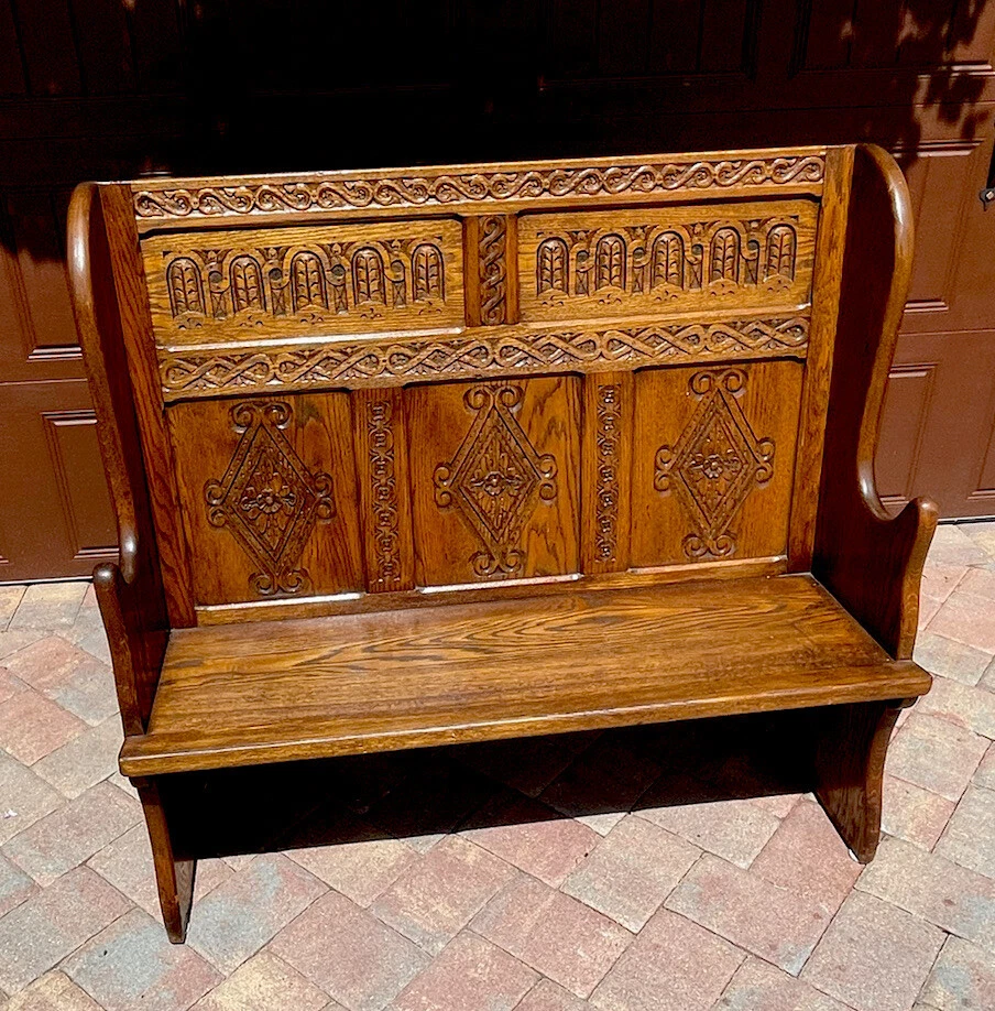 "Antiguo banco de 48"" de roble tallado a mano: alrededor de 1895, un tesoro inmobiliario totalmente restaurado" Foto 1 de 4