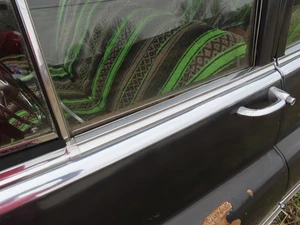 51-53 Buick Special Super Four Door Left Front Lower Door Belt Molding Trim - Bild 1 von 7