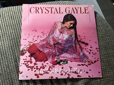 CRYSTAL GAYLE WE MUST BELIEVE IN MAGIC 1977 LP OOP UNITED ARTISTS PRINT 10TRX - Image 1 of 4