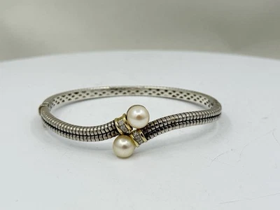 Brazalete con bisagras de perlas de diamantes de oro amarillo de 14 k firmado por diseñador RL Foto 1 de 4