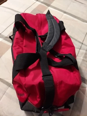 Bolso de Lona de Viaje L L BEAN Nylon con Ruedas Mediano 23 x 11 Mango Telescopio Rojo Foto 1 de 4