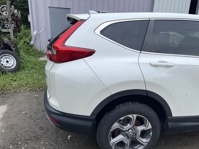 2017-2019 HONDA CR-V RIGHT QUARTER PANEL WHITE PC:NH603PX AWD 80K -EX-L- 57533 - Image 1 of 4