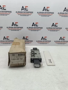 Rexroth 0820058763 Pneumatic Directional Valve - Picture 1 of 11