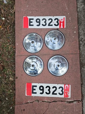 4 tapacubos tapacubos tapacubos vintage 1971-1974 volvo p1800,140, 164 cubierta de rueda antigua Foto 1 de 3