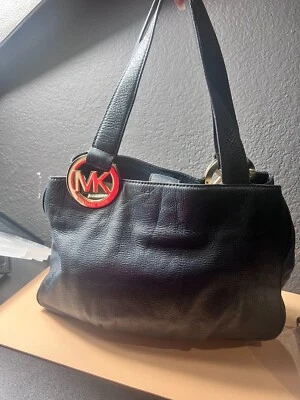 Bolso de Mano Michael Kors Fulton East West - Bolso de Mano de Diseñador de Cuero Negro Lux Foto 1 de 4