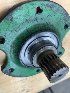 M802851 John Deere770/ 790 spindle shaft - Picture 1 of 3