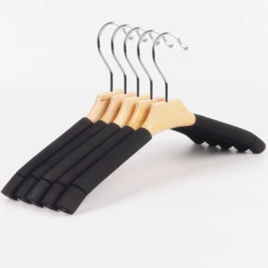 120 Esponja de madera audaz antideslizante Abrigo sin costuras Colgador Ropa Tienda Suéter Colgador - Imagen 1 de 9