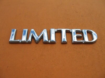 95 96 97 98 99 INFINITI I30 LIMITED EMBLEMA TRASERO LOGOTIPO INSIGNIA SIGNO SÍMBOLO A27480  Foto 1 de 2