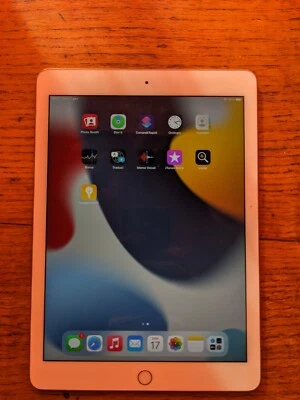 Apple iPad Air 2 (2014) - 64GB - Oro - Wifi - Ottime condizioni - Immagine 1 di 4