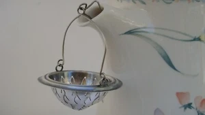 ANTIQUE EUROPEAN STERLING SILVER TEA STRAINER - 2 1/4" DIAMETER - Picture 1 of 6