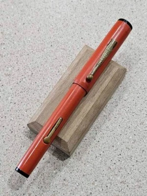 Pluma Estilográfica De Colección Hiriter Punta Naranja y Negra Relleno Palanca Con Galés Nueva en Caja Foto 1 de 4