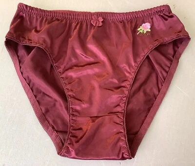 Mujer Bragas Bikinis ANN DIANE Talla L. Borgoña Brillante Satinado Suave con Decoración Foto 1 de 4