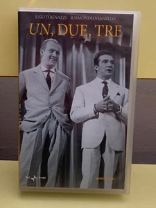 VHS uno due tre UGO TOGNAZZI RAIMONDO VIANELLO selezione spettacoli RAI TRADE - Foto 1 di 3