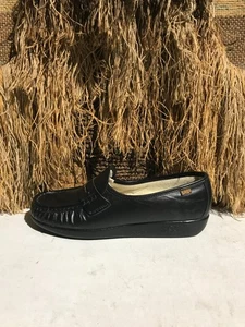 SAS Tripad Women's  Black Leather Slip On Arch Support Comfort Loafers Size 9 - Picture 1 of 8