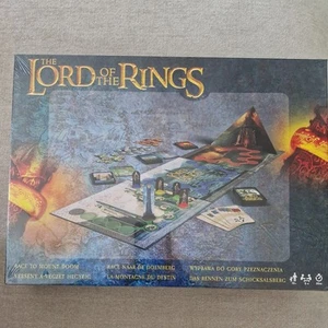 Lord Of The Rings Race To Mount Doom Board Game 2023 Cartamundi New Sealed - Picture 1 of 6