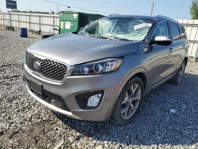 Conjunto de filtro de aire usado se adapta a: Kia Sorento 2018 3,3 grado A Foto 1 de 4