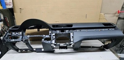 Panel de tablero completo VOLKSWAGEN CC 2009-2017 negro OEM Foto 1 de 4