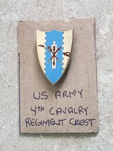 Cresta DUI del 4º Regimiento de Caballería del Ejército - Imagen 1 de 3