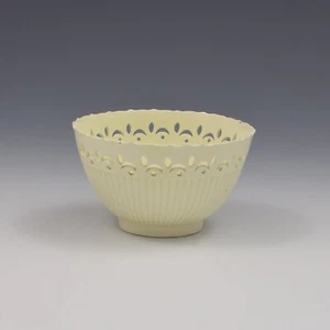 Unusual Small Pierced & Ribbed Leeds Creamware Bowl c.1790 Antique Georgian - Picture 1 of 9