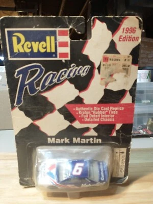 Revell Racing 1/64 Nascar diecast #6 Valvoline Cummins Mark Martin 1996 nuevo en paquete Ford Foto 1 de 4