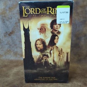 The Lord of the Rings: The Two Towers (VHS 2003) Elijah Wood Ian McKellan - Picture 1 of 3