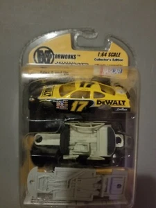 MotorWorks Matt Kenseth #17 DeWalt Racing 1:64 Diecast Modellbausatz Neu in OVP Sammler - Bild 1 von 3