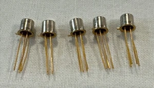 5 x 2N918 Transistor 3-Pin Goldpins New Old Stock 2N918 2910A - Bild 1 von 4