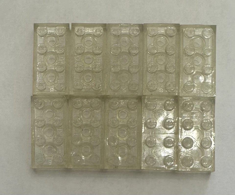 Vintage Modulex 10 Bricks 2x4 Clear with LEGO Logo - Image 1 of 1