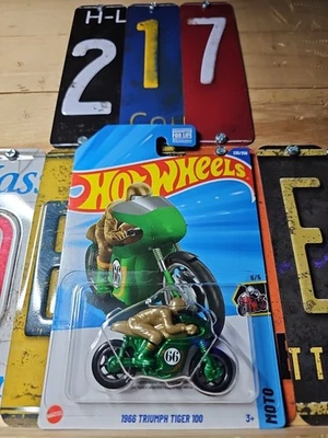 Hot Wheels 2025 Treasure Hunt Moto Green 1966 Triumph Tiger 100 #235 - Image 1 of 3