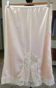 Vintage Vanity Fair Half Slip Soft Pink Nylon Lace Trim  Size S/M Bk Sexy Slit - Picture 1 of 4