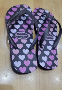Havaianas Flip Flops Brown with Hearts, Women's Size 7/8, New with Tags, no box - Picture 1 of 2