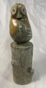 Scultura intaglio pietra di sapone ""Gufo"" firmata Terry Johnson - Foto 1 di 11