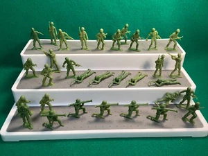 30 Vintage MPC Light Green Plastic Toy 2" Soldiers Army Men for Playset - Picture 1 of 9