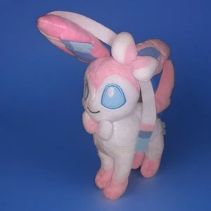 Pokemon Center Sylveon Plüschtier 6 Zoll Japan 2017 - Bild 1 von 4