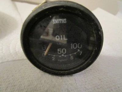 Triumph TR250 TR6 Oil Pressure Gauge 1968-1972 Smiths #PL2302/33 - Image 1 of 3
