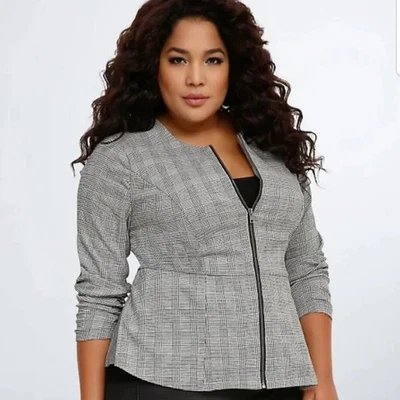 Blazer quadriculado Torrid preto e branco pebblum 1X - Imagem 1 de 4