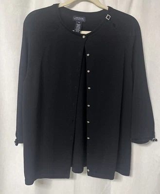 Jones New York Signature Black Rhinestone Flower Button Up Top/cardigan Foto 1 de 4