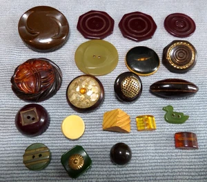 20 Vintage Antique BAKELITE Buttons VARIOUS COLORS PATTERNS SHAPES SIZES - Picture 1 of 17