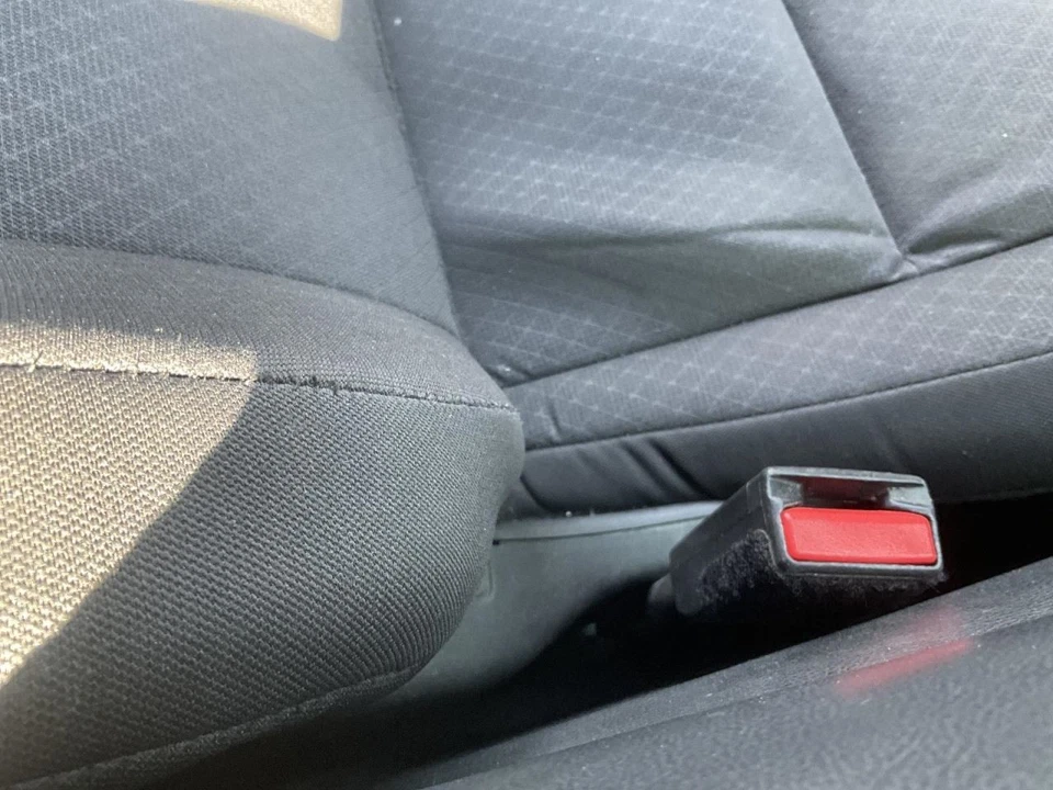 Seat Belt Front Bucket Seat Driver Buckle Fits 15-19 DURANGO 5134037 Foto 1 de 1