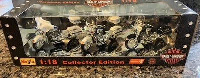 MAISTO 1:18 Harley Davidson Collector Edition Series 1 Motorcycle Set NYPD - Image 1 of 4