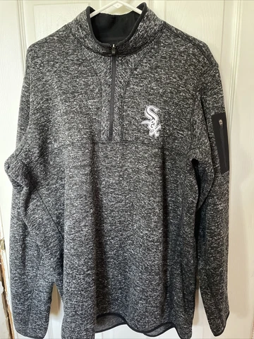 Men’s Chicago White Sox Sweater  Hiking Casual Size XL. Excellent Condition. E4 Cover