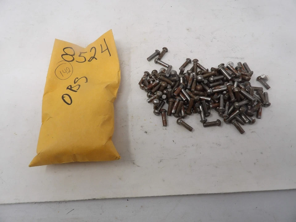 Lote de 142 remaches Harley-Davidson - parte # 8524 Foto 1 de 1