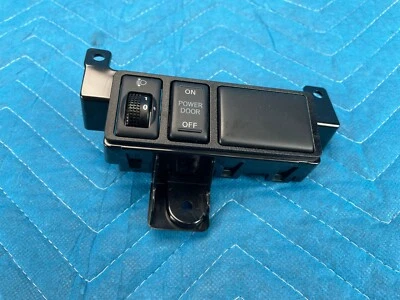 Infiniti QX80 Retractor Dimmer Switch & Power Door Switch 2015-2020 OEM - Image 1 of 4