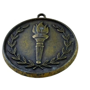 Trofeo de corona de medallón antorcha de latón vintage olímpico hecho en EE. UU. - Imagen 1 de 3