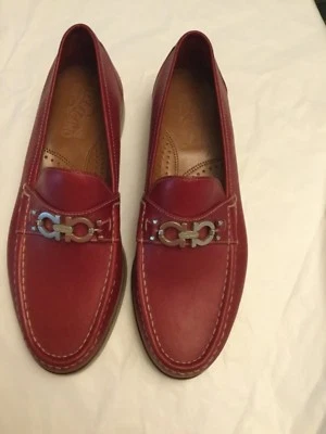 NOVO Mocassim Masculino Salvatore Ferragamo Couro Vermelho Tamanho - 9.5D (Veja as medidas) - Imagem 1 de 4