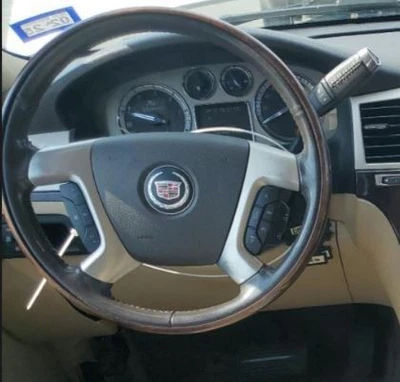 2007-2010 Cadillac Escalade LH Driver Steering Wheel Airbag OEM - Image 1 of 3