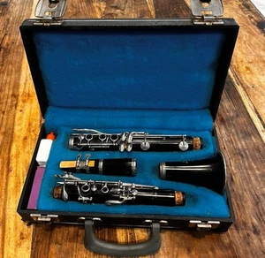 Yamaha Clarinet - YCL 26 - Classic Student Model - Fully Serviced - Picture 1 of 1