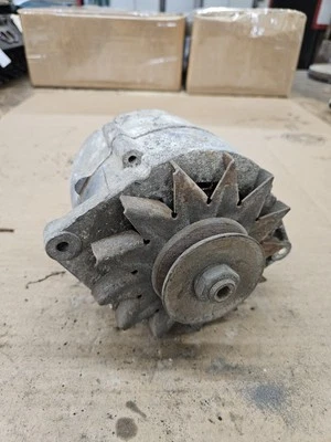 Alternador Buick Wildcat Skylark GS GSX 1967 etapa 1 1100774 con fecha 6J20 55 amperios Foto 1 de 4