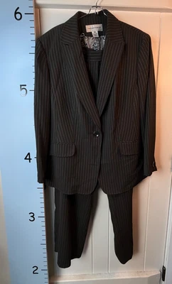 Traje Jones New York Para Mujer Talla 18W Negro Rayas 2 Piezas Pantalón Carrera Foto 1 de 4