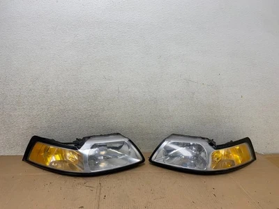 Juego de faros laterales izquierdo+derecho Ford Mustang 1999 a 2004 R7624 DW Foto 1 de 4